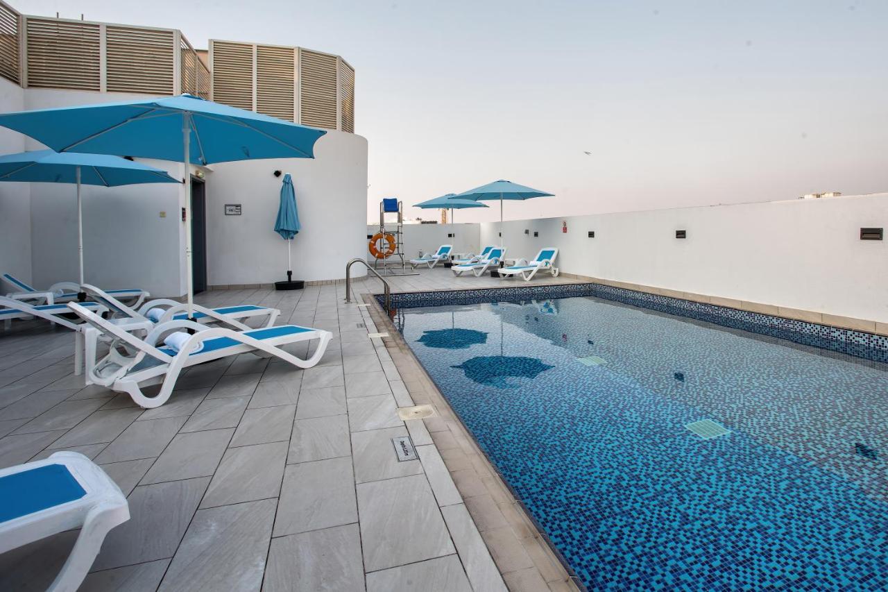 City Avenue Al Reqqa Hotel Dubaj Kültér fotó